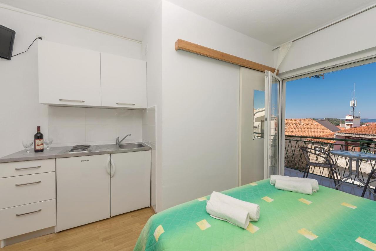 Apartments Dalmato มาคาร์สกา ภายนอก รูปภาพ
