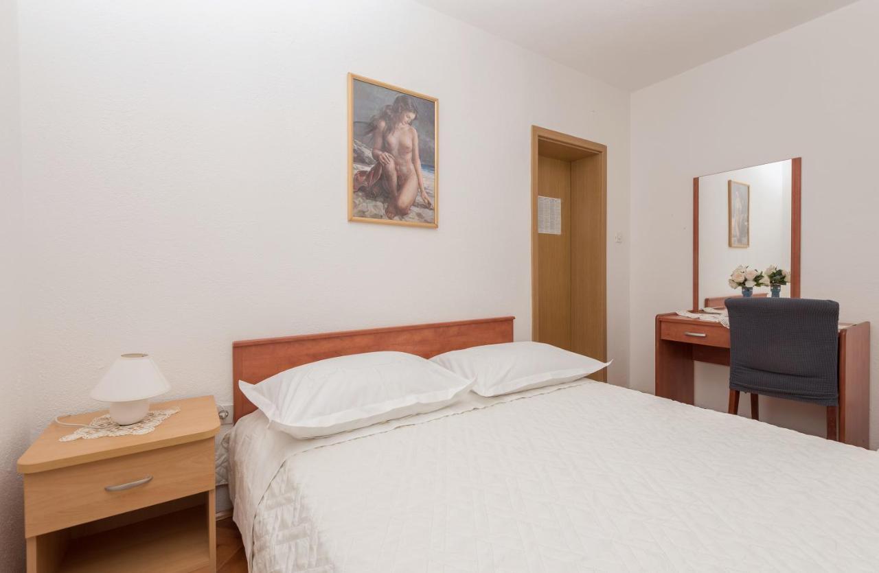 Apartments Dalmato มาคาร์สกา ภายนอก รูปภาพ