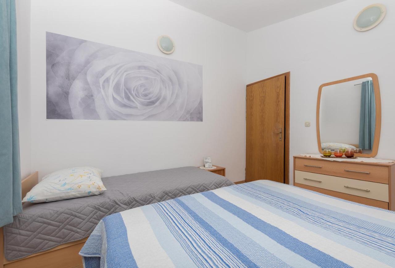 Apartments Dalmato มาคาร์สกา ภายนอก รูปภาพ